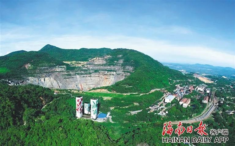海南这座矿山，，，，，，为何这么绿？？？？？？3.jpg